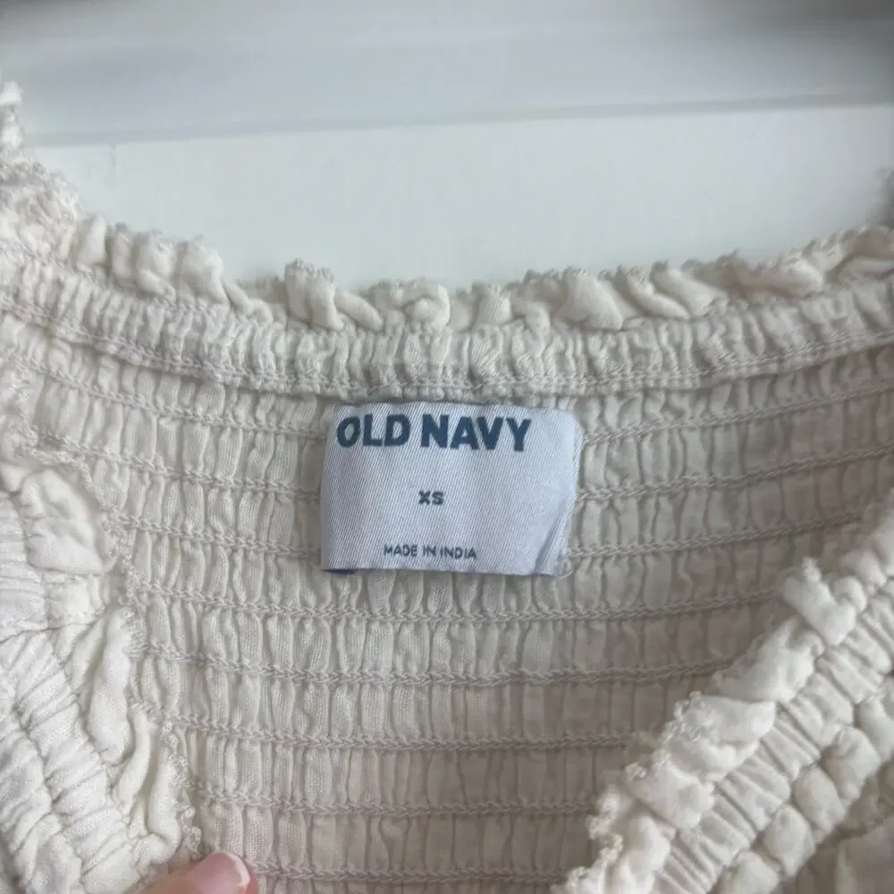 Old Navy Puff Sleeve‎ Smocked Prairie Cottage Milkmaid Embroidered Babydoll Top